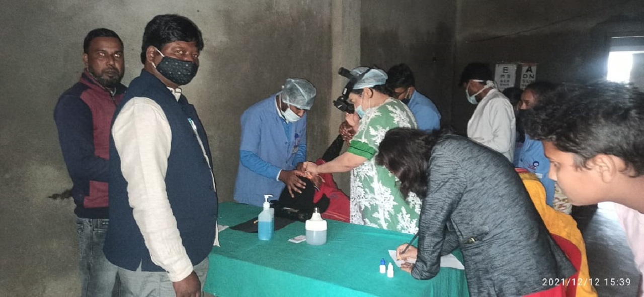 Dr. Bharti Kashyap: Cataract Screening and Surgery Camp at Government Middle School, Lalganj Suganu, Kanke / Kotam, Bisariya Panchayat / Aaysha PSC, Kantatoli, Ranchi