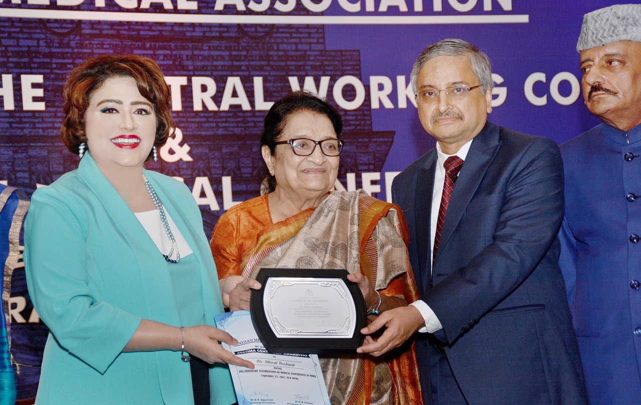 Dr. Bharti Kashyap:DOCTOR OF THE YEAR – 2017 Award by National IMA