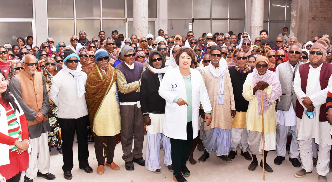 Dr. Bharti Kashyap: Mega Hi-tech Cataract Surgery & Diabetic Retinopathy Camp