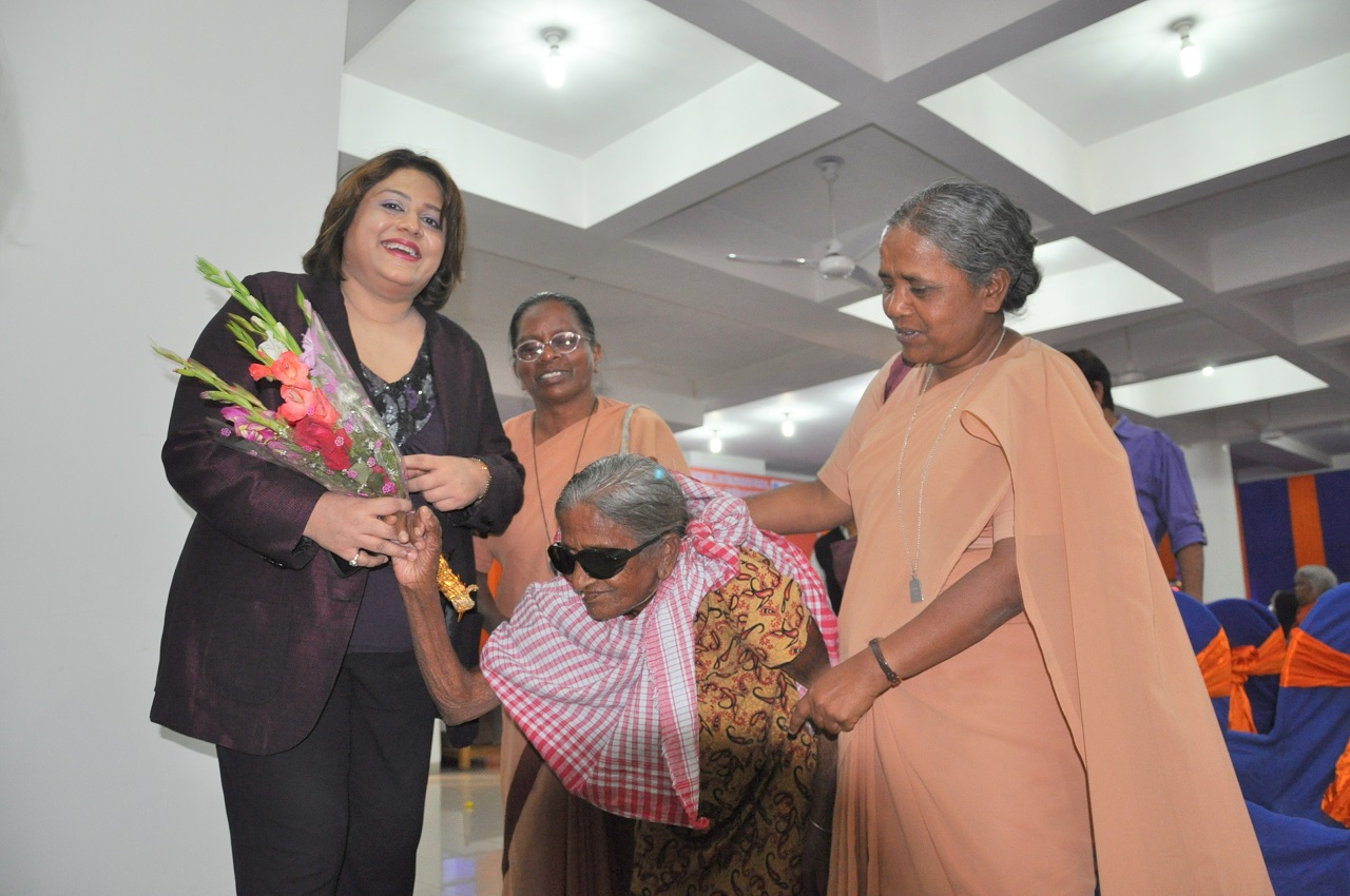 Dr. Bharti Kashyap: Old Age Home Project